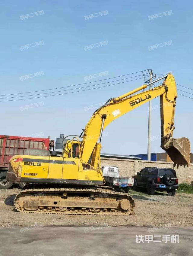 整機右后45°（整機外觀）