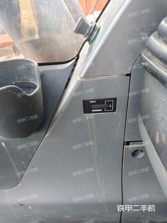 小時(shí)表(駕駛室部分) 小時(shí)表(駕駛室部分)