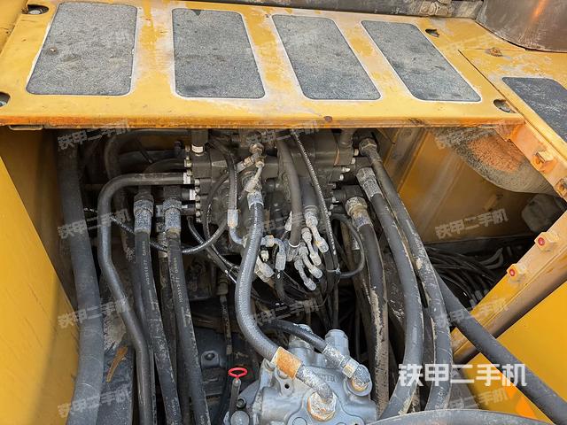 分配閥（上車部件）