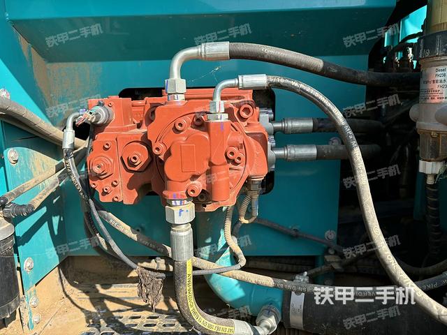 液壓泵室（大件艙室）