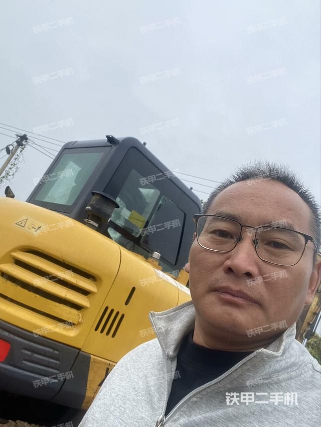 徐工XE60D挖掘机的设备实拍-第1张实拍照片