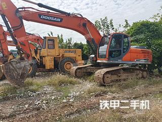斗山DX260LC-9C挖掘機