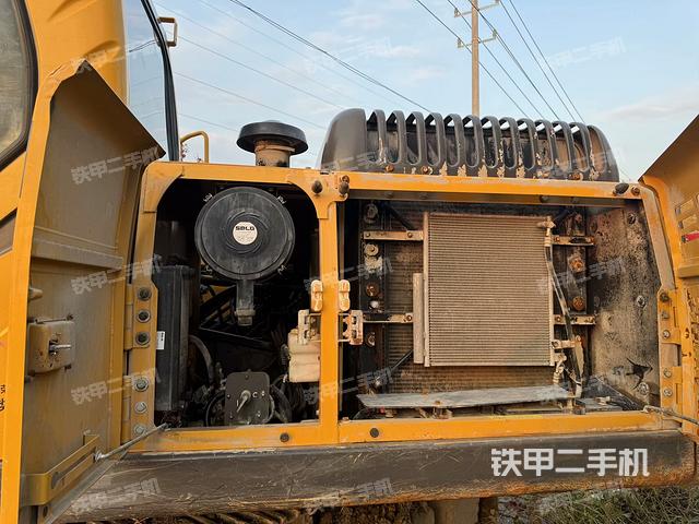 散熱器正面（大件艙室）