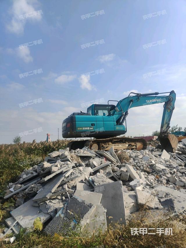 右后45（整機(jī)外觀）