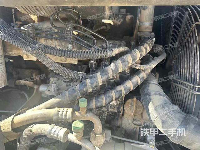 發(fā)動機(jī)整體俯視（整機(jī)外觀）