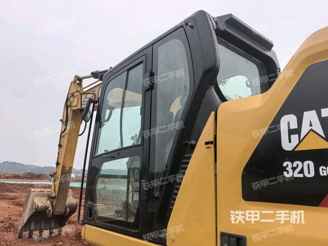 駕駛室左前45度（駕駛室部分）