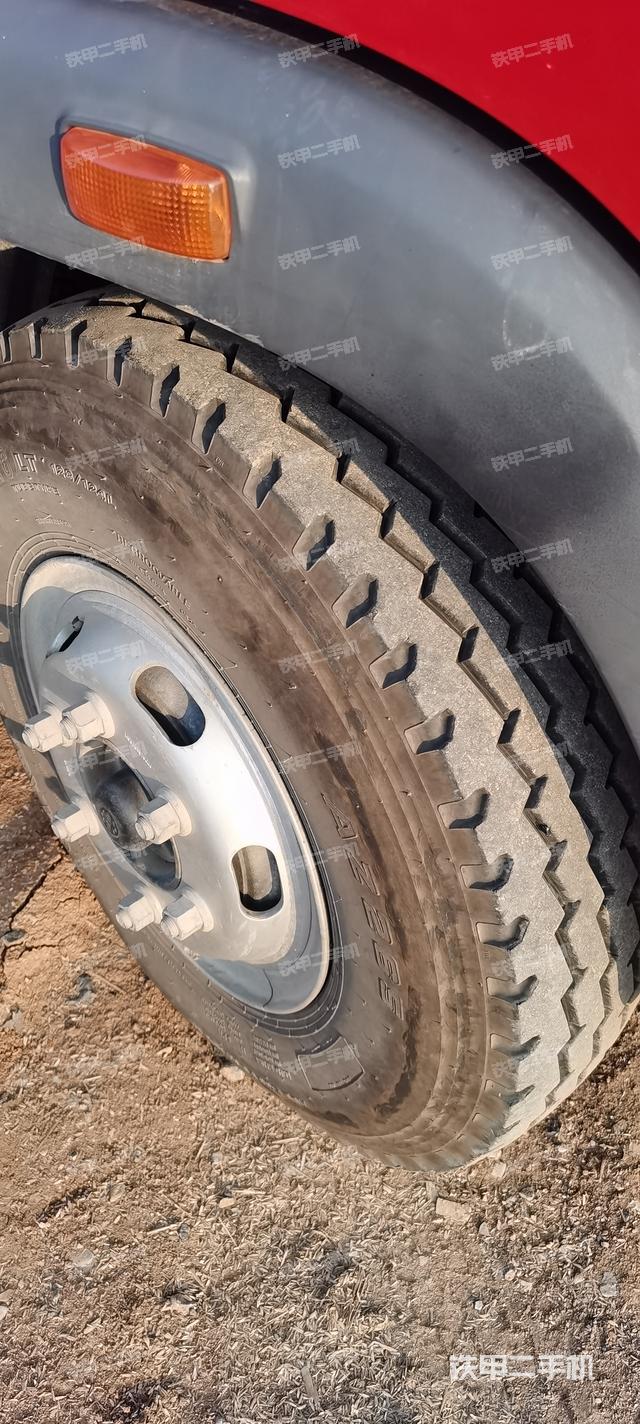 整機(jī)右后45°（設(shè)備外觀及核心部件）