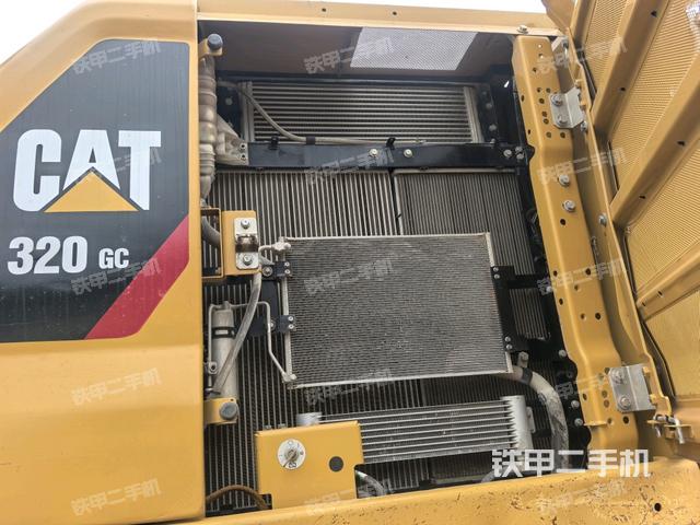 散熱器正面（大件艙室）