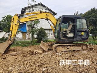 現(xiàn)代R80-7挖掘機(jī)實拍圖片