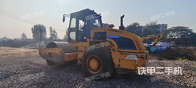 整機(jī)左側(cè)（設(shè)備外觀及核心部件）