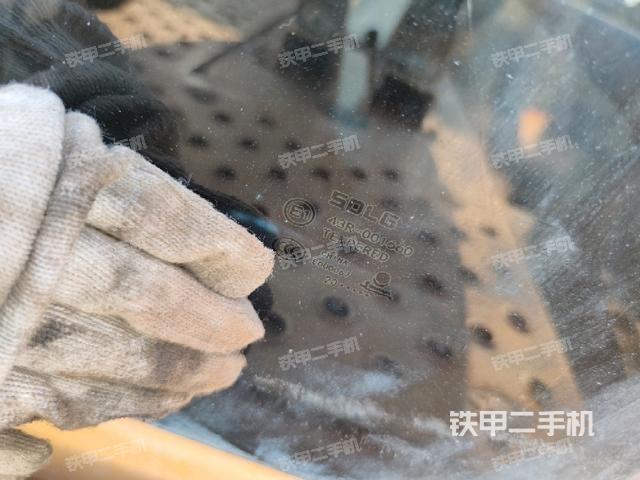 后窗玻璃角標(biāo)（駕駛室部分）