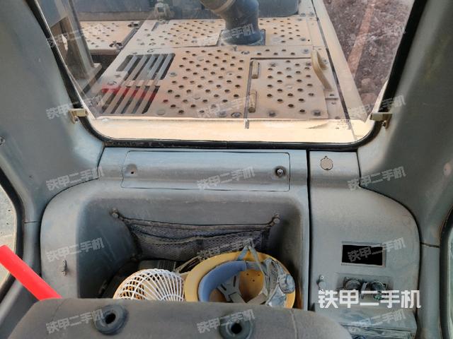 座椅后部（駕駛室部分）