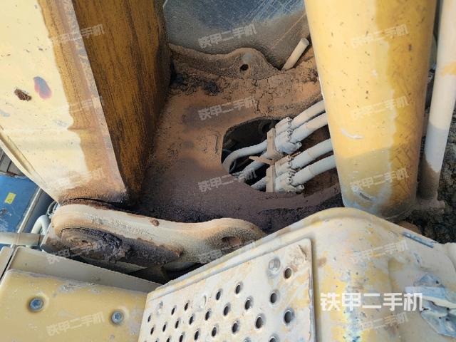 大臂根部?斜視（工作和回轉(zhuǎn)裝置）