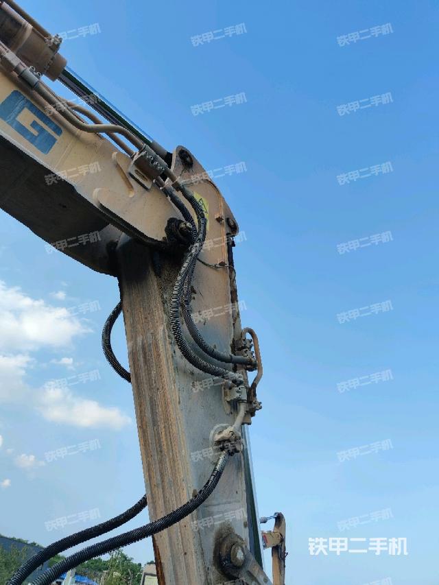 小臂整體右前（工作和回轉(zhuǎn)裝置）