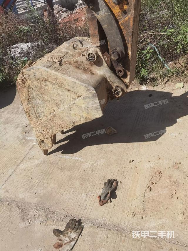 鏟斗45度（工作和回轉(zhuǎn)裝置）