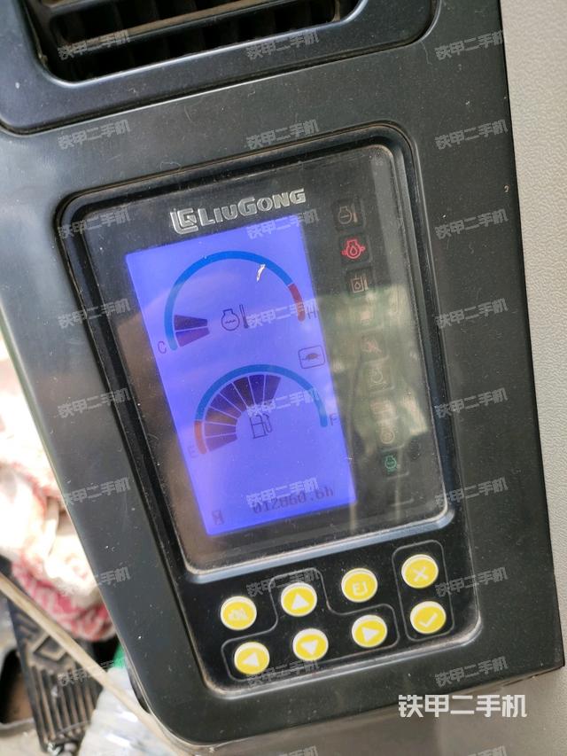 显示屏 （驾驶室部分）