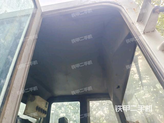 駕駛室頂部（駕駛室/操作室）