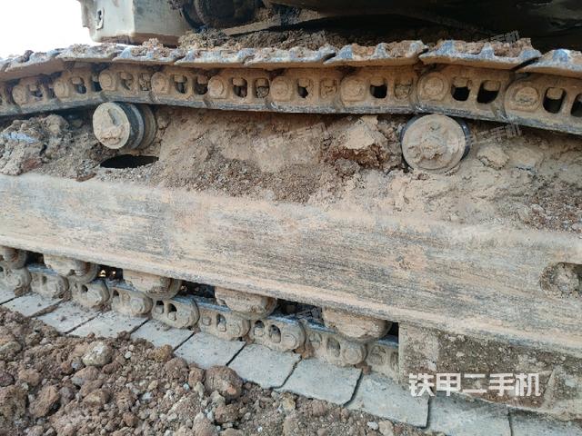 左導(dǎo)向輪（行走機(jī)構(gòu)）