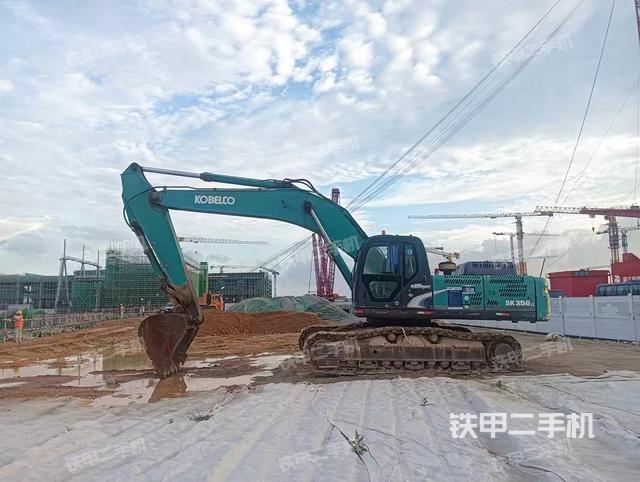 神钢SK350LC-8挖掘机