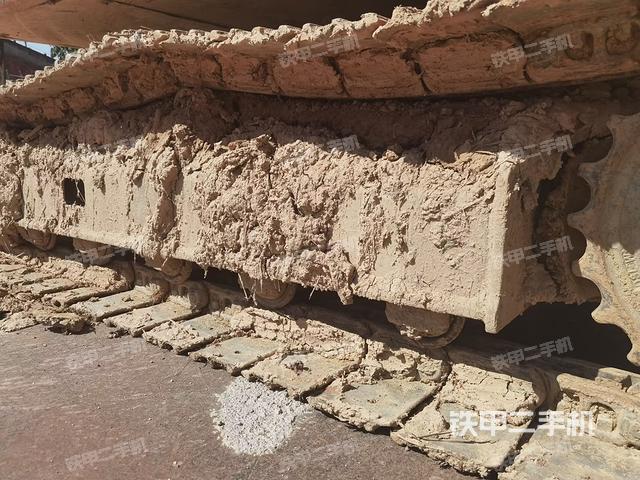 左驅(qū)動(dòng)輪（行走機(jī)構(gòu)）