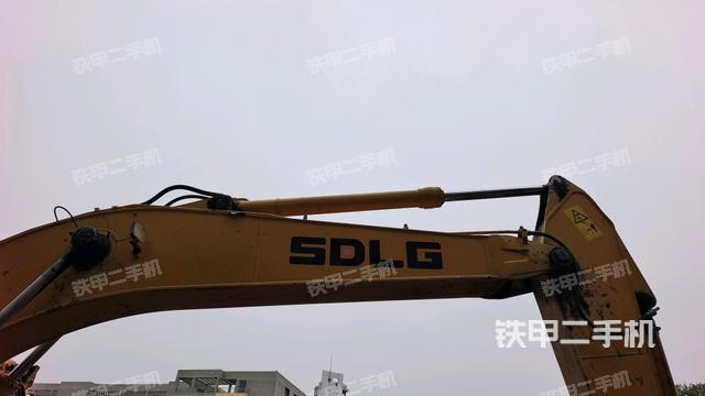 大臂整體?右側(cè)（工作和回轉(zhuǎn)裝置）