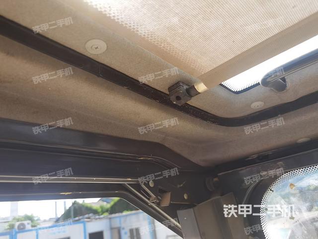 后窗玻璃角標(biāo)（駕駛室部分）