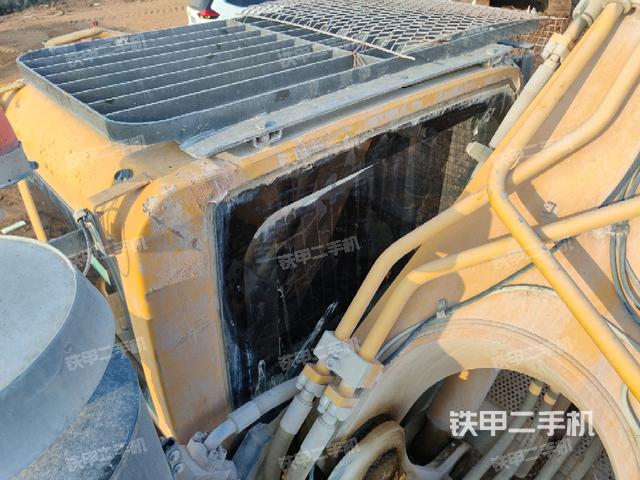 駕駛室頂部俯視（上車部件）