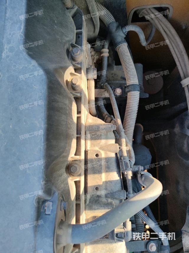 氣門室蓋螺絲特寫（上車部件）