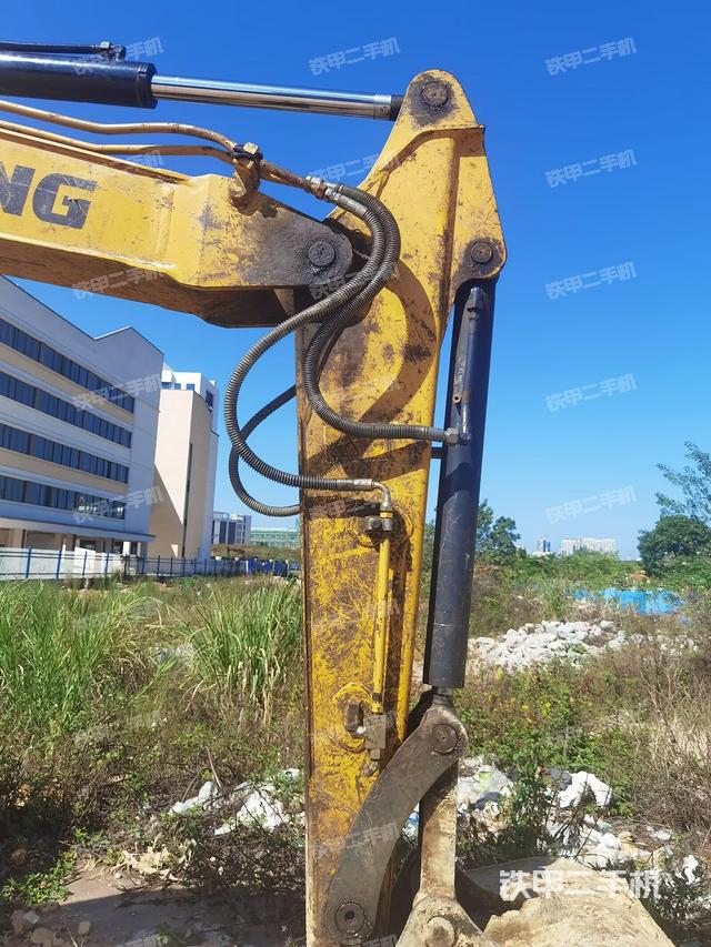 小臂整體右前（工作和回轉(zhuǎn)裝置）