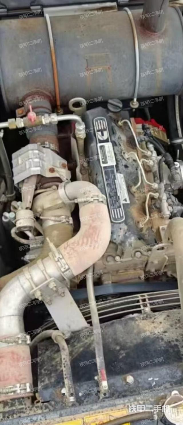 發(fā)動(dòng)機(jī)整體俯視（整機(jī)外觀）