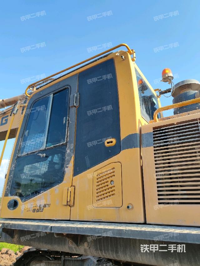 駕駛室左后45度（駕駛室部分）