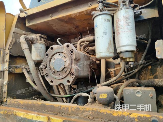 液壓泵斜45?右（大件艙室）