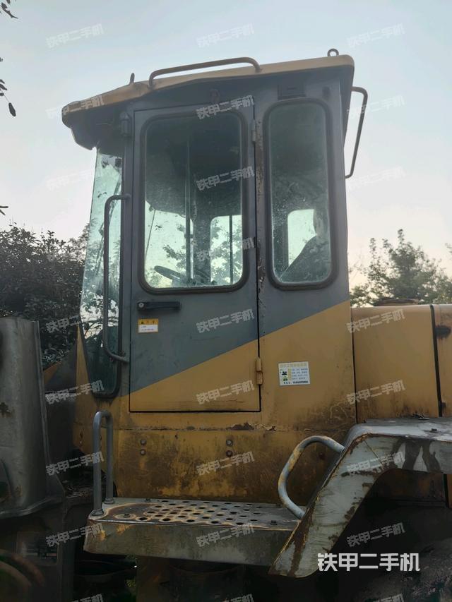 駕駛室正側（駕駛室部分）