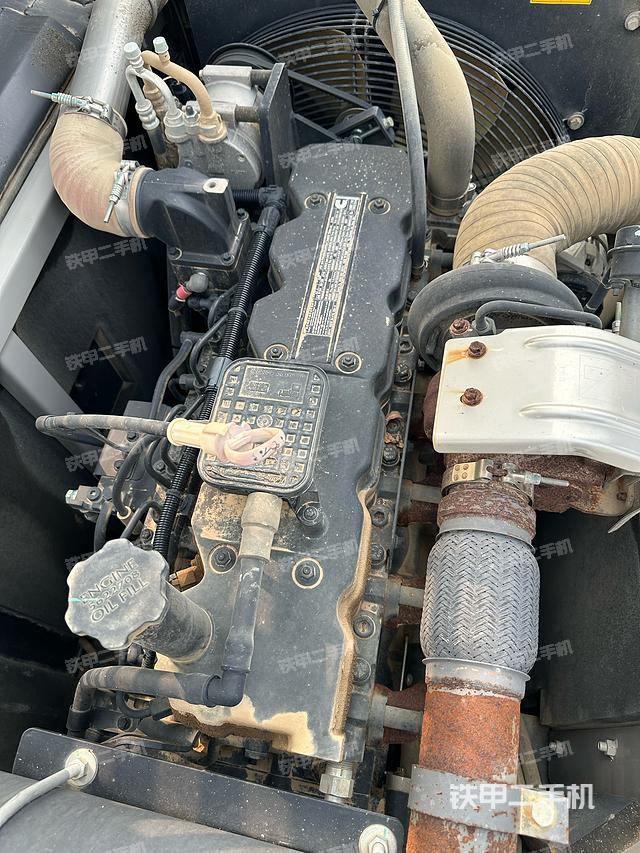 發(fā)動(dòng)機(jī)整體俯視（整機(jī)外觀）