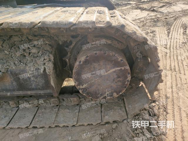 左驅(qū)動(dòng)輪（行走機(jī)構(gòu)）