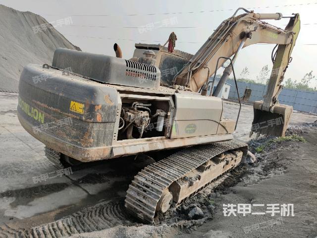 整機(jī)右后45°（整機(jī)外觀）