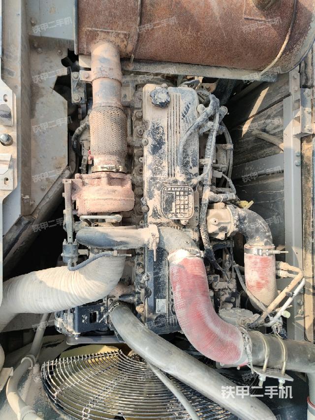 發(fā)動機(jī)整體俯視（整機(jī)外觀）