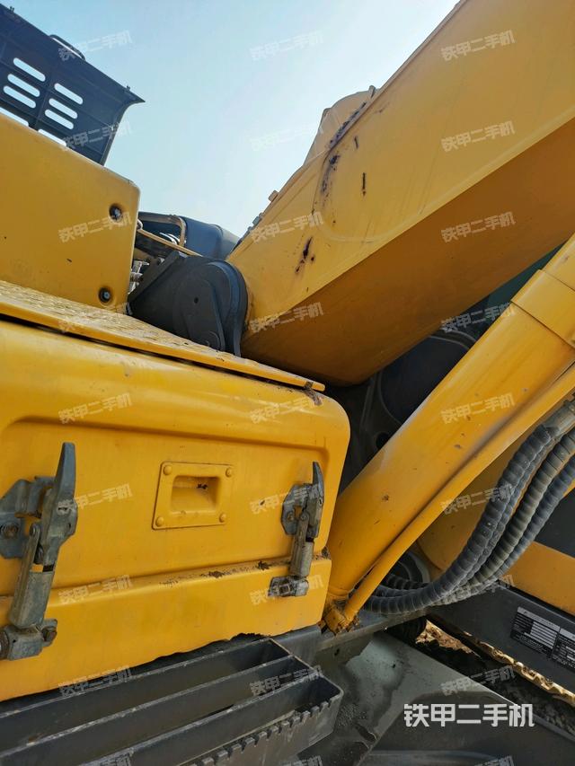 大臂根部?斜視（工作和回轉(zhuǎn)裝置）