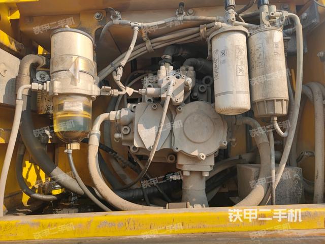 液壓泵室(大件艙室) 液壓泵室(大件艙室)