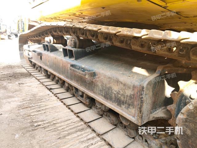 右側(cè)履帶整體（行走機(jī)構(gòu)）