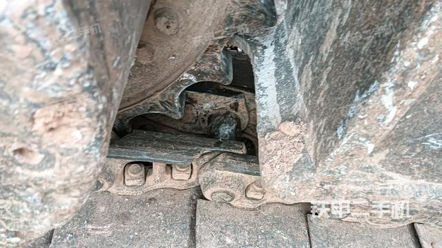 右側(cè)行走馬達(dá)蓋板（行走機(jī)構(gòu)）