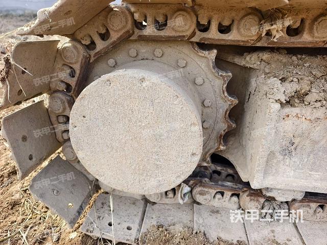 单侧履带整体（整机外观）