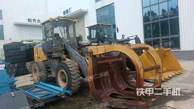 駕駛室操作臺（整機外觀及大件）