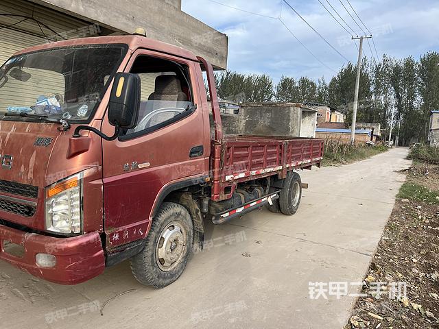 唐骏汽车4X2平板运输车