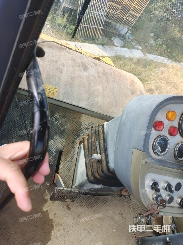 小時(shí)表（壓路機(jī)駕駛室）