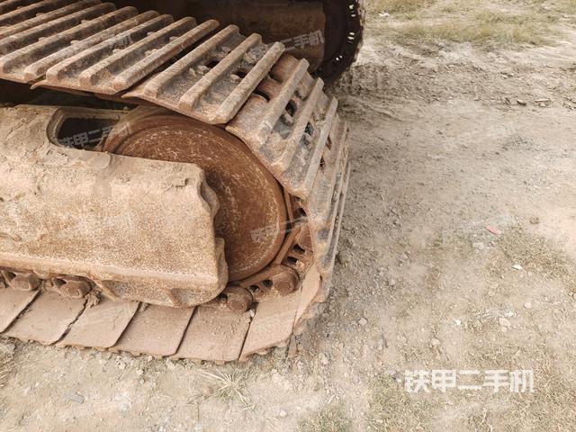 右導(dǎo)向輪（行走機(jī)構(gòu)）