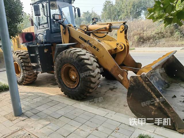 駕駛室工作臺（整機(jī)外觀及大件）