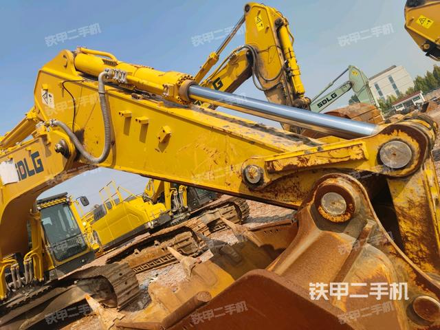 小臂整體左后(工作和回轉(zhuǎn)裝置) 小臂整體左后(工作和回轉(zhuǎn)裝置)