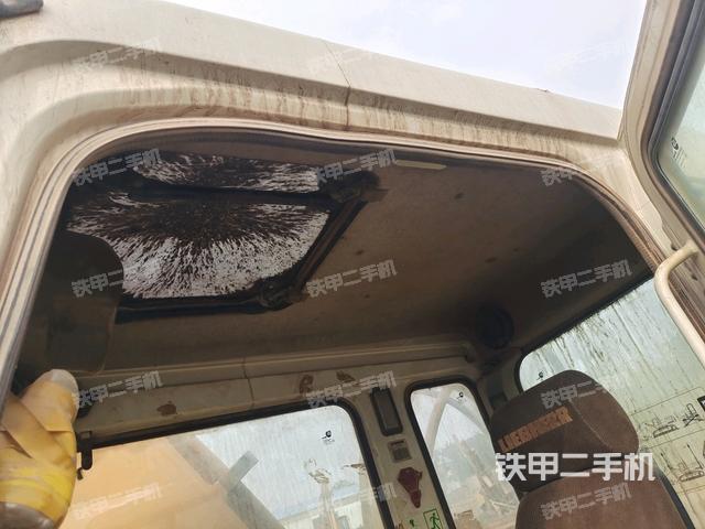 駕駛室左前45度（駕駛室部分）