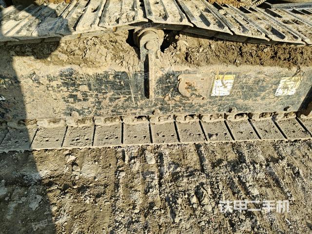 右導(dǎo)向輪（行走機(jī)構(gòu)）